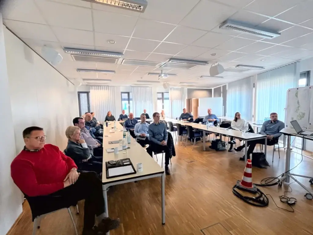 Treffen von Vertreterinnen und Vertretern verschiedener Institutionen zur Planung des Seemenbachtal-Radwegs für die Landesgartenschau Oberhessen 2027