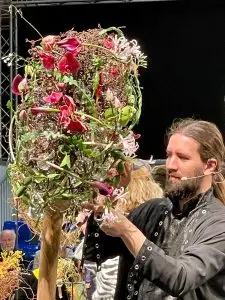 Arrangement und Foto: Meisterflorist Christopher Ernst