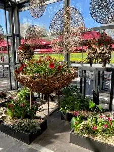 Arrangement und Foto: Meisterflorist Christopher Ernst