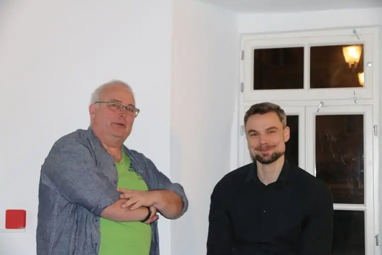 Links: Andreas Prasser, Ortsvorsteher Ober-Schmitten, Rechts, Florian Herrmann, Geschäftsführer der Landesgartenschau Oberhessen 2027 gGmbH